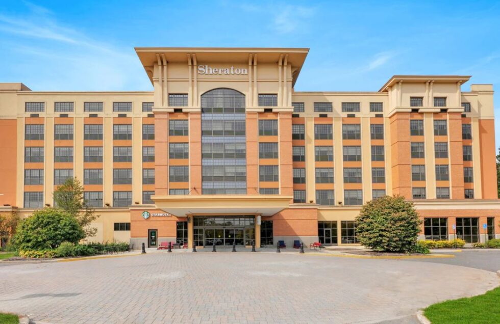 Sheraton Tarrytown Hotel Widewaters